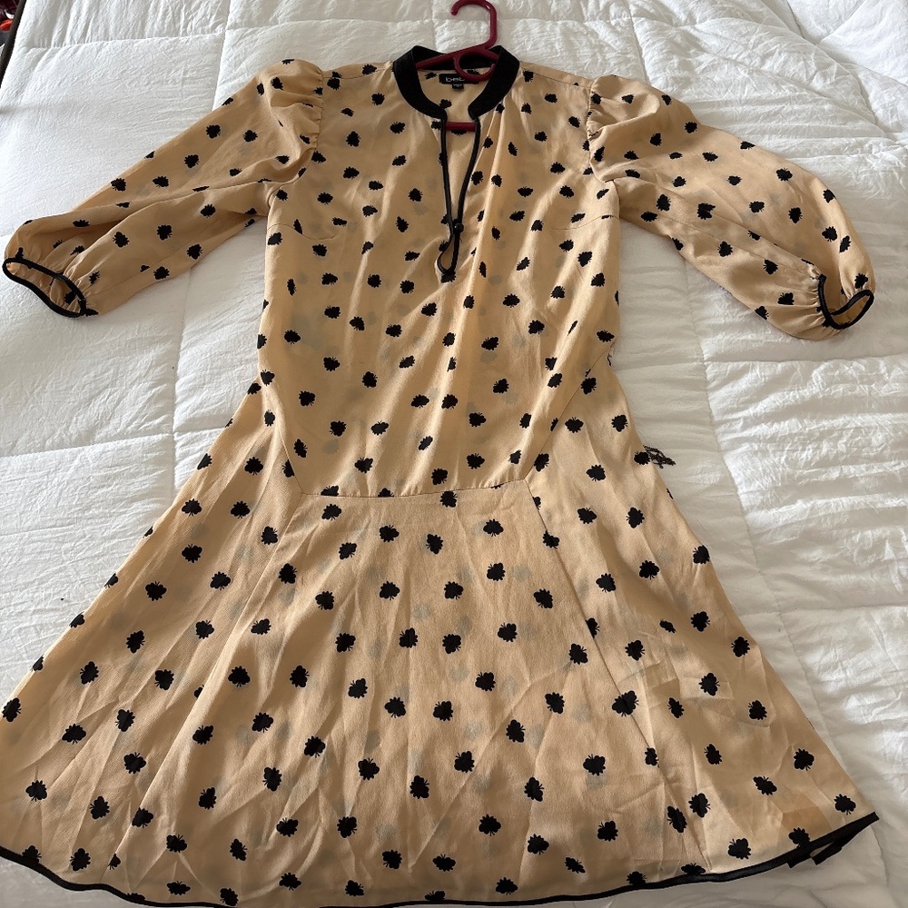 Bebe dress